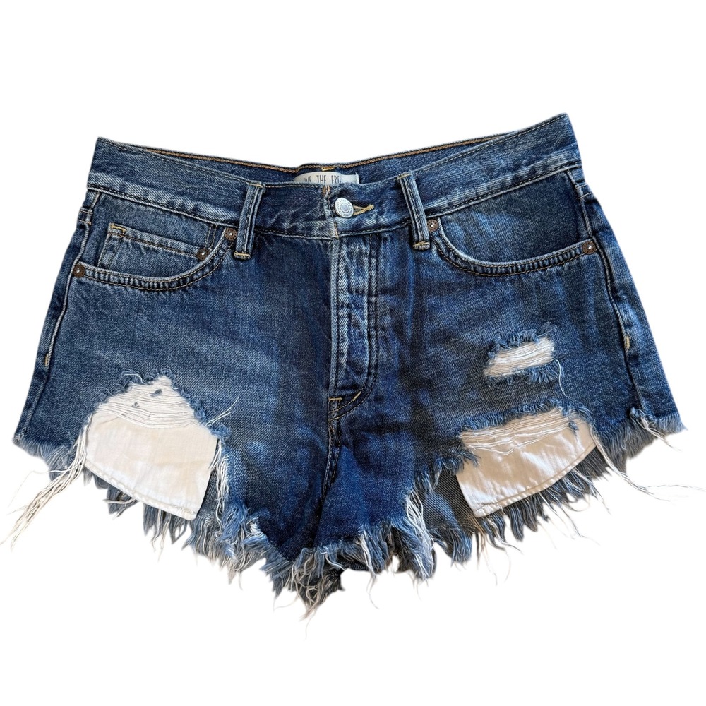 We The Free Shorts Womens 25 Byron
Bay Cut‎ Off Heavy Distressed Destroyed Denim